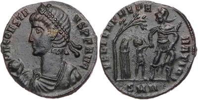 1/2 maiorina de 50 denarios bajo imperio tipo FEL TEMP REPARATIO. Soldado sacando enemigo de cabaña. 6910428.m
