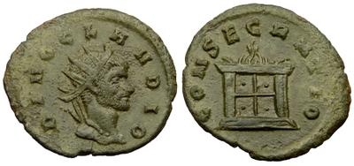 Antoniniano póstumo de Claudio II. CONSECRATIO. Altar. Cyzicus. 3582848.m