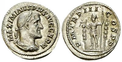 Denario de Maximino I. P M TR P III COS P P. Emperador entre estandartes. Roma 4638663.m