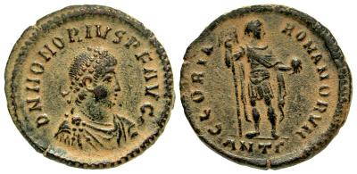 Decargiro de Teodosio I. GLORIA ROMANORVM. 4557894.m