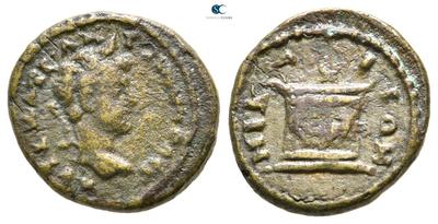 AE14 Provincial de Caracalla. Nicea 6360488.m