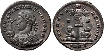 AE3 de Constantino II. VIRTUS EXERCIT. Trofeo. Trier. 12009086.m