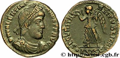 AE3 de Valentiniano I. SECVRIRAS REI PVBLICAE. Victoria a izq. 778547.m