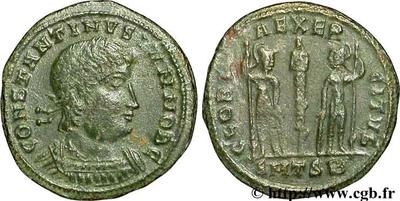 AE4 de Constantino II. GLORIA EXERCITVS. Soldados entre 1 estandarte. Tesalónica 45906.m