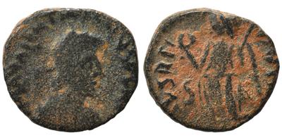 AE4 de Valentiniano II. SALVS REIPVBLICAE. Nicomedia 11723266.m
