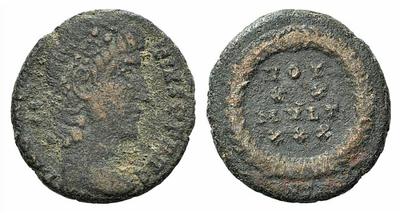 AE4 de Constancio II. VOT XX MVLT XXX dentro de corona. Constantinopolis. 1669540.m