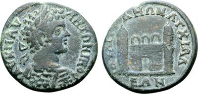 AE26 de Caracalla. ΟVΛΠΙΑΝΩΝ ΑΓΧΙΑΛ / ЄΩΝ. Puerta de ciudad. Anchialus 6458406.m
